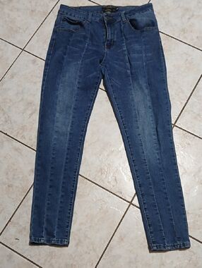 L&B Women's Skinny Jeans in Dark Blue Wash